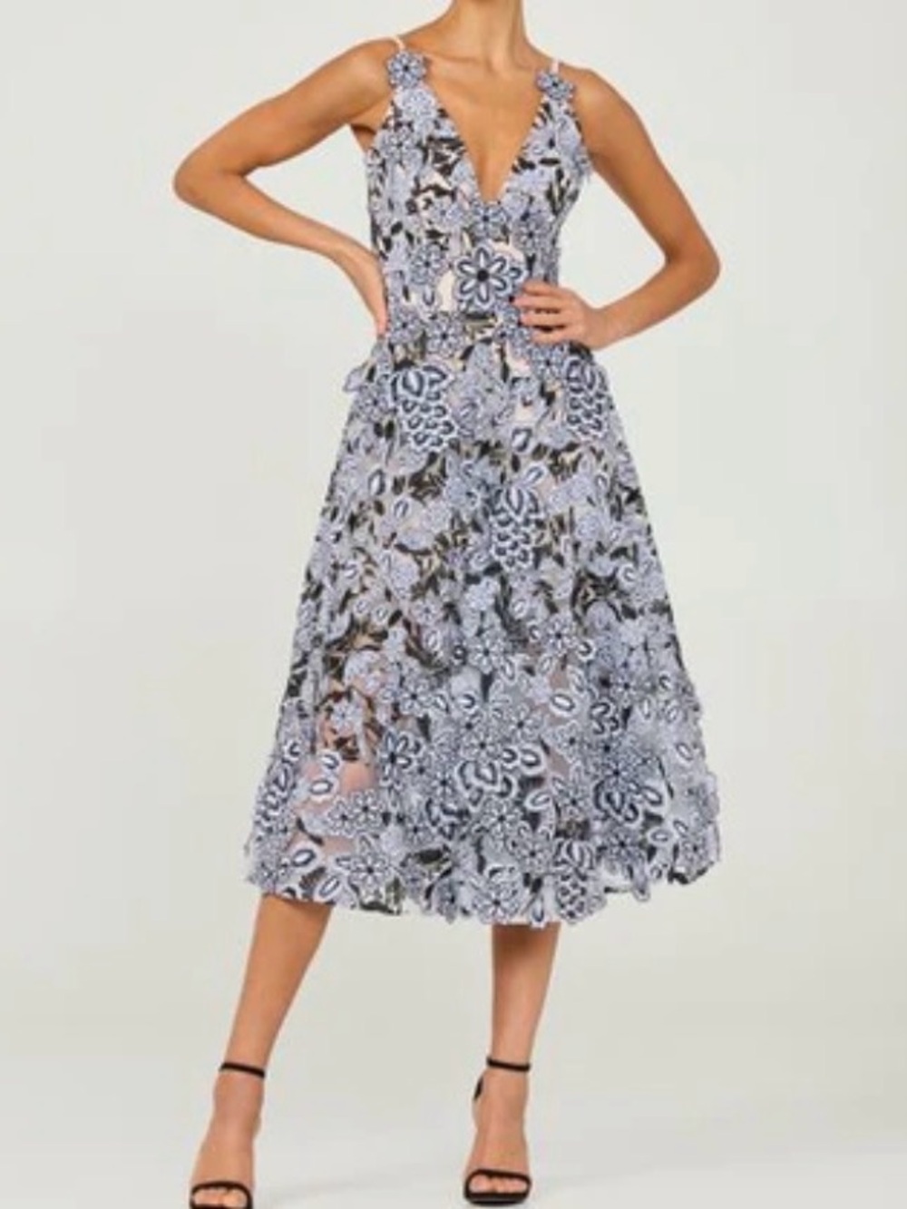 Helsi Mia embroidered floral midi dress Size Medium Black White NEW